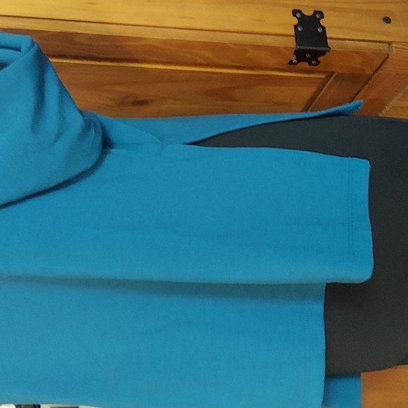 Nike - Picture 3 of 16